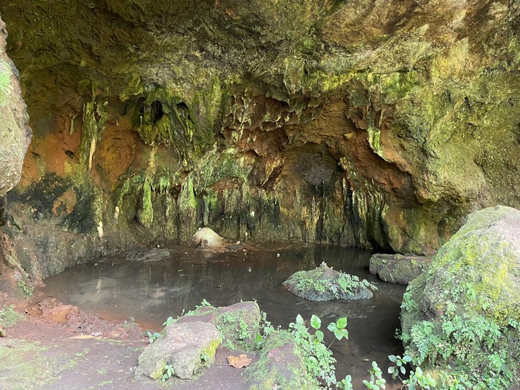 Amabere Caves